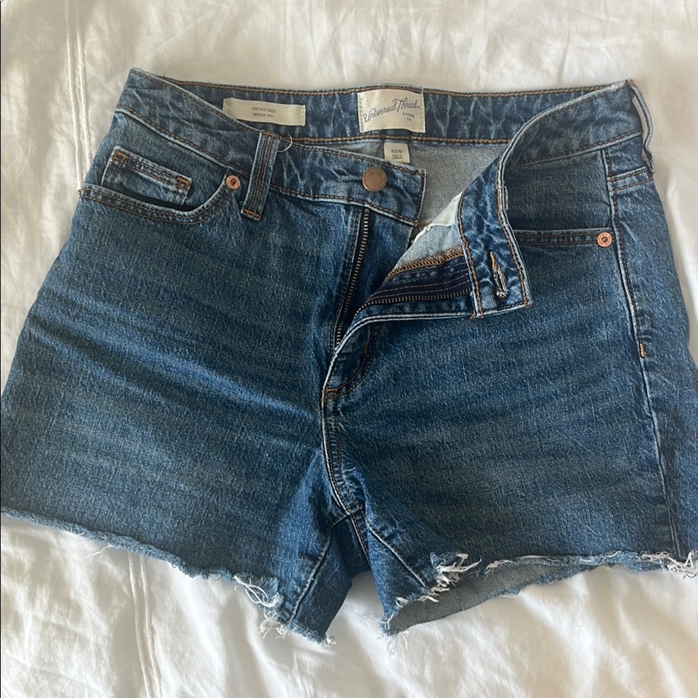 Universal Threads Jean Shorts | Vintage Midi | Size 4/27R